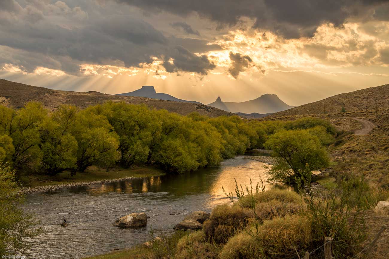 sunset on the malleo river